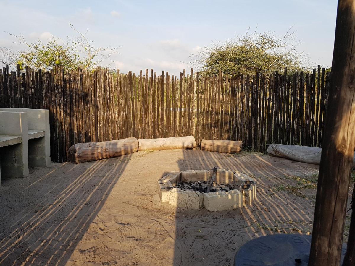 Izulu Eco Lodge Содвана-Бей Екстер'єр фото
